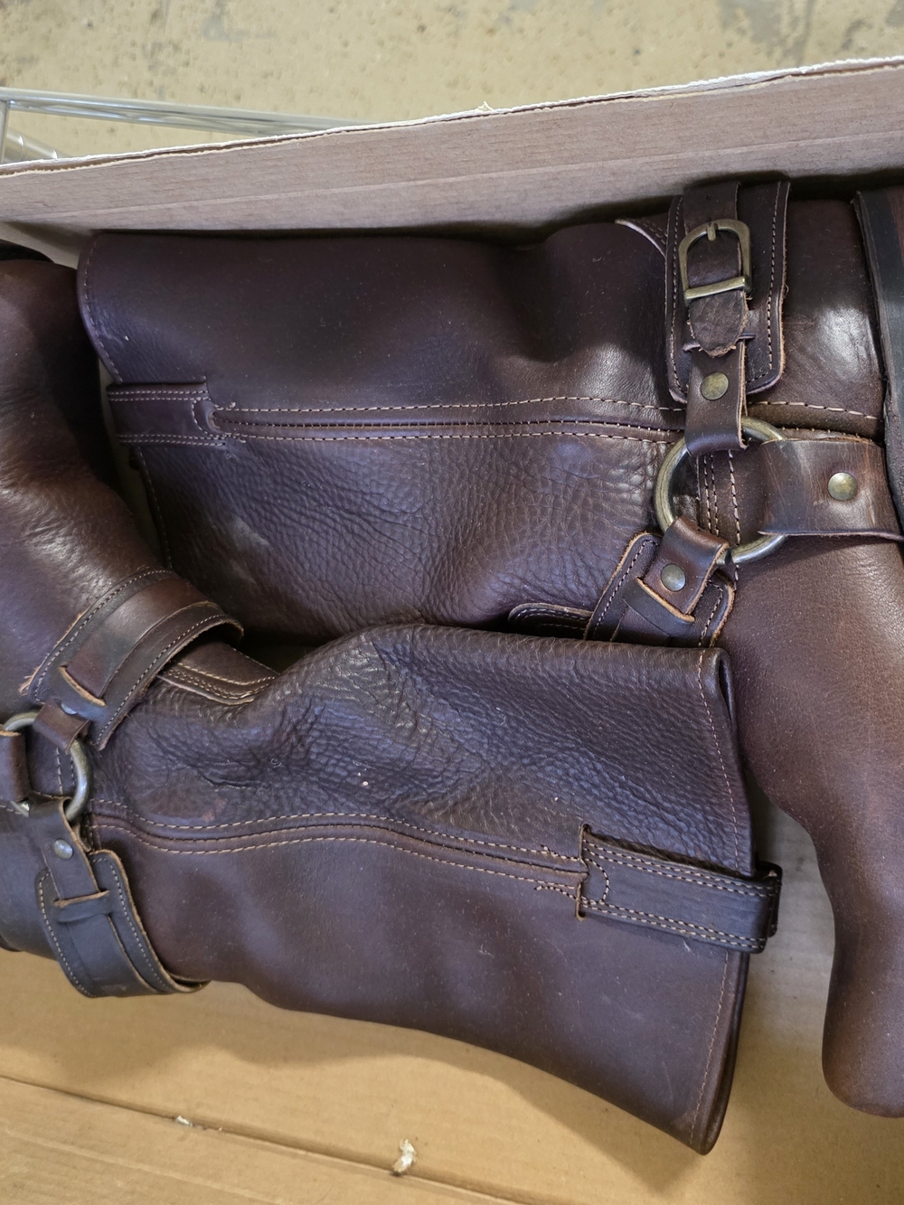 Leather Men's Messenger Bag - Brown